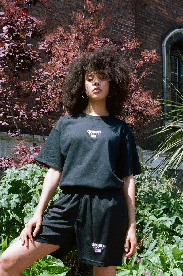 Black T-shirt With Dream Sport Embroidered Logo-4